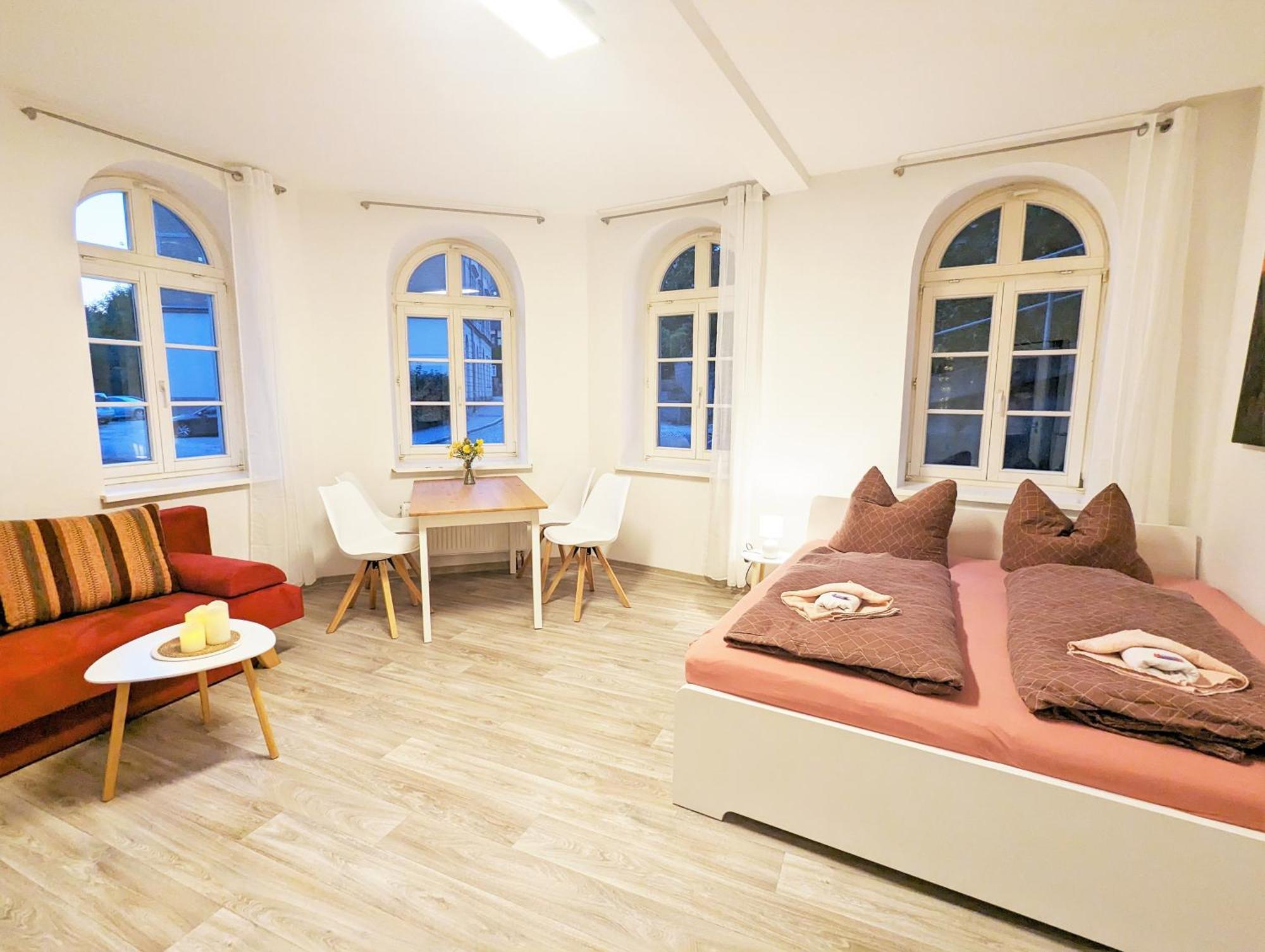 F1 - Urlaubsmagie - Helle Wohnung Mit Sauna & Pool & Whirlpool Зебниц Экстерьер фото